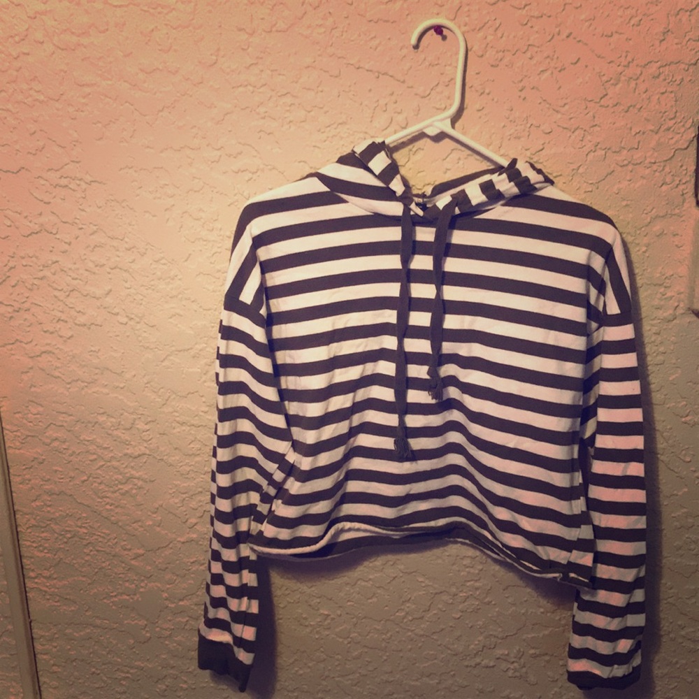 Cute green and white crop top hoodie